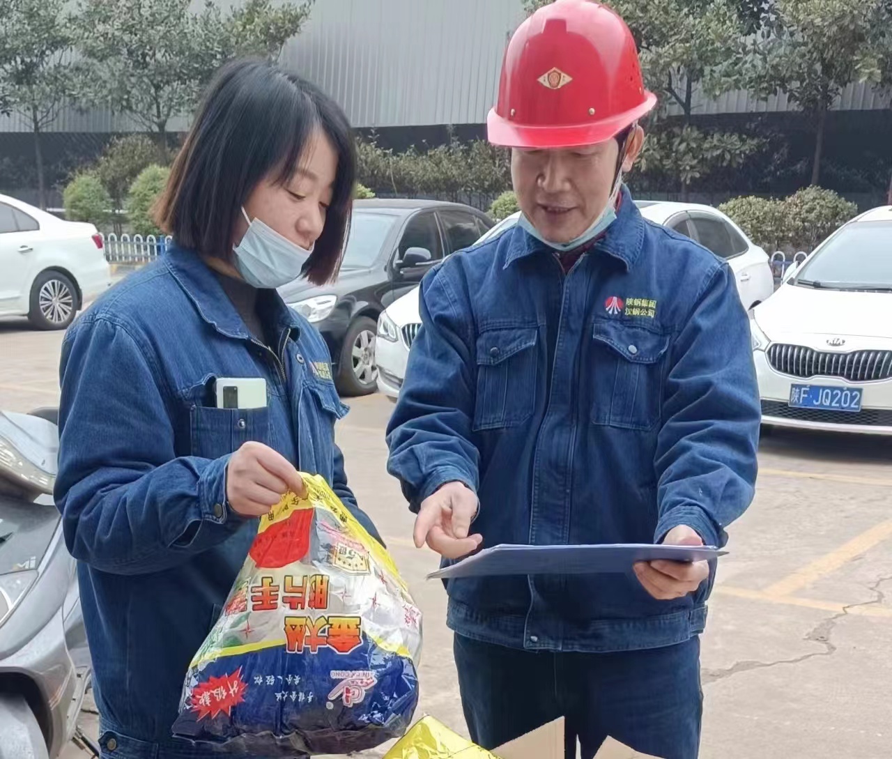 以“小切口”破題，丈量作風之“尺”