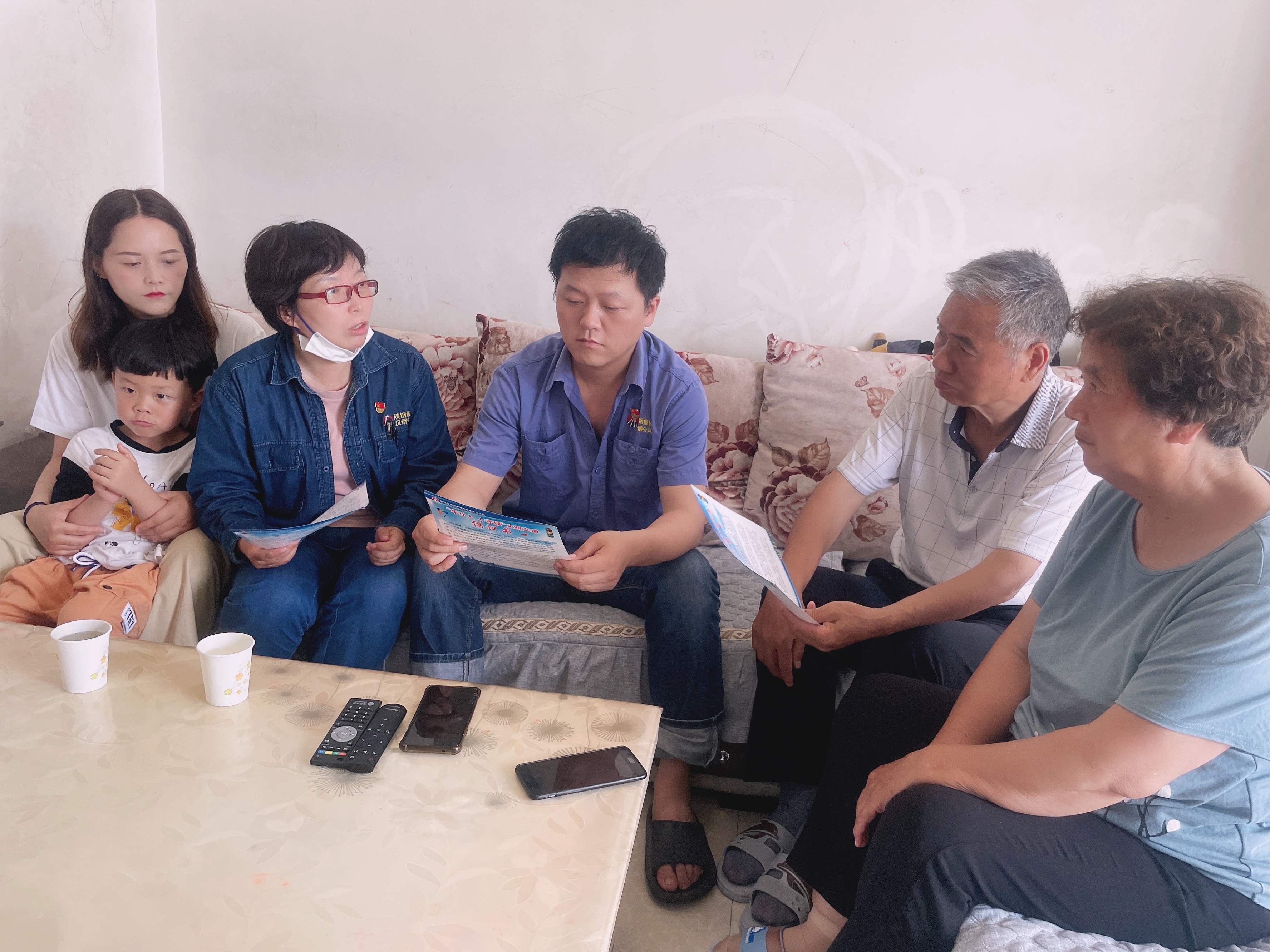 親情寄語筑防線，家庭助廉送清風