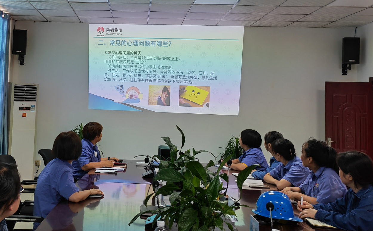 悉心關(guān)愛，健康知識講座暖人心