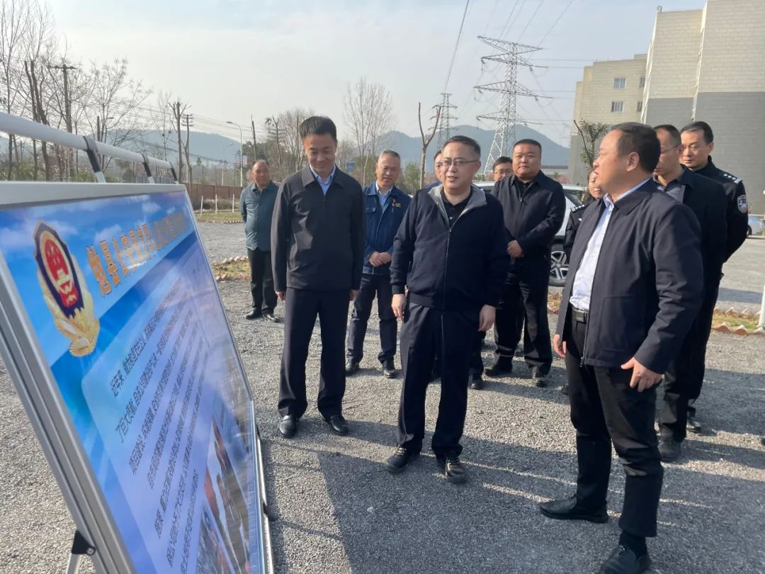 漢中市副市長雷江聲一行到公司督導檢查全國“兩會”期間安全穩定工作