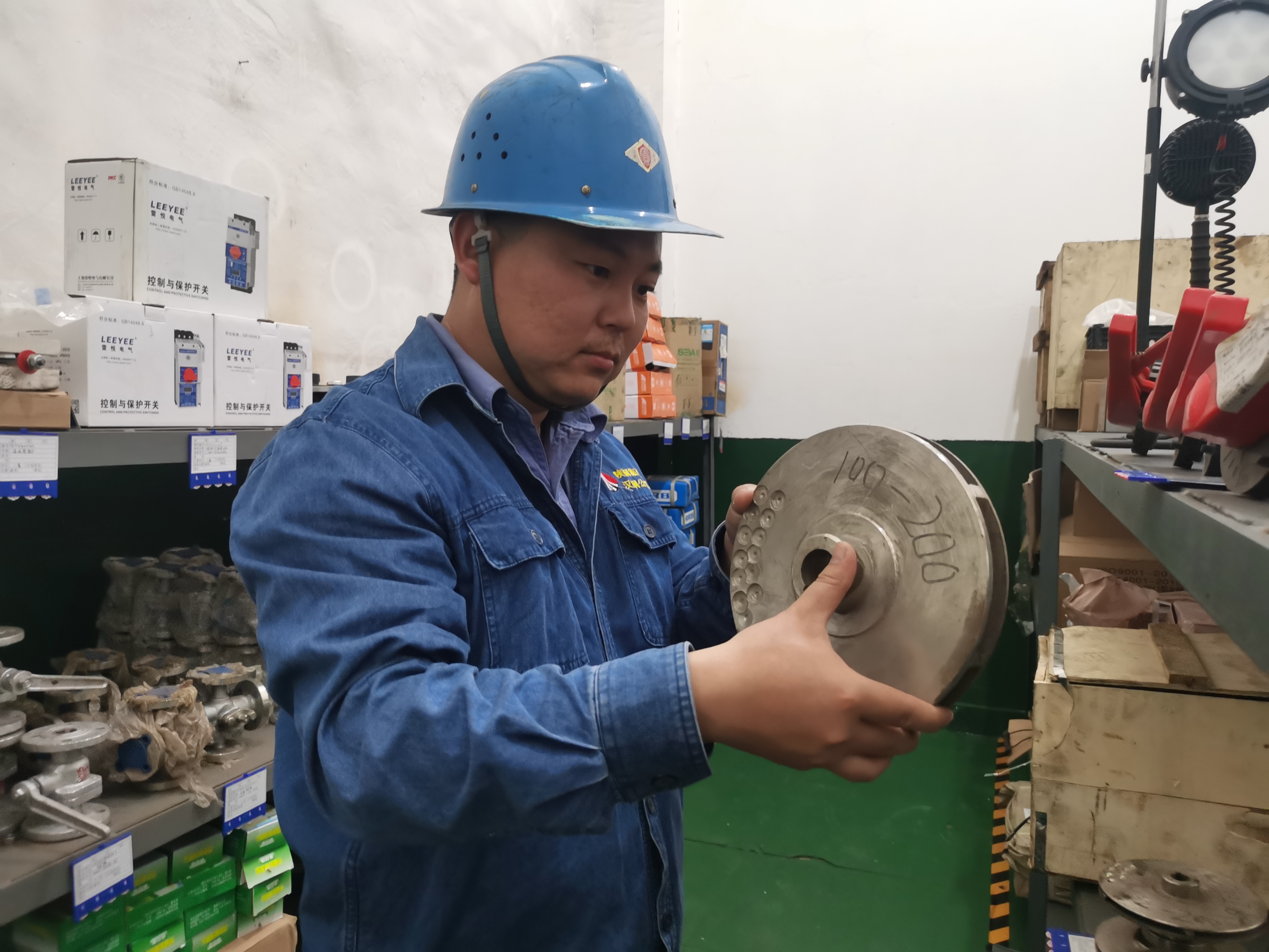 emo了？不存在，他們會(huì)讓你元?dú)鉂M滿！