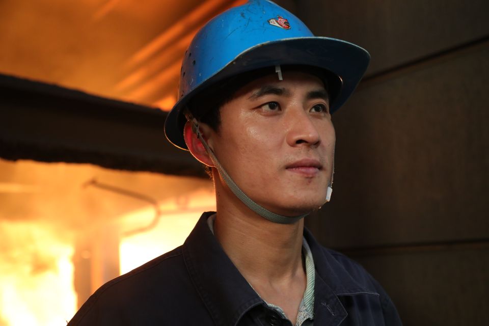 不負“熱”愛，致敬烈日下的“鋼鐵俠”！
