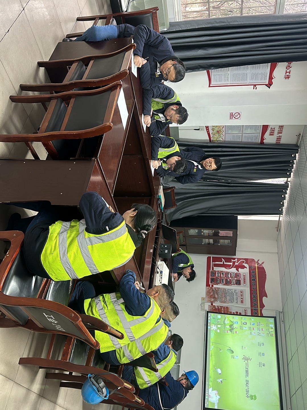 三“精”舉措 為班組建設“添彩”