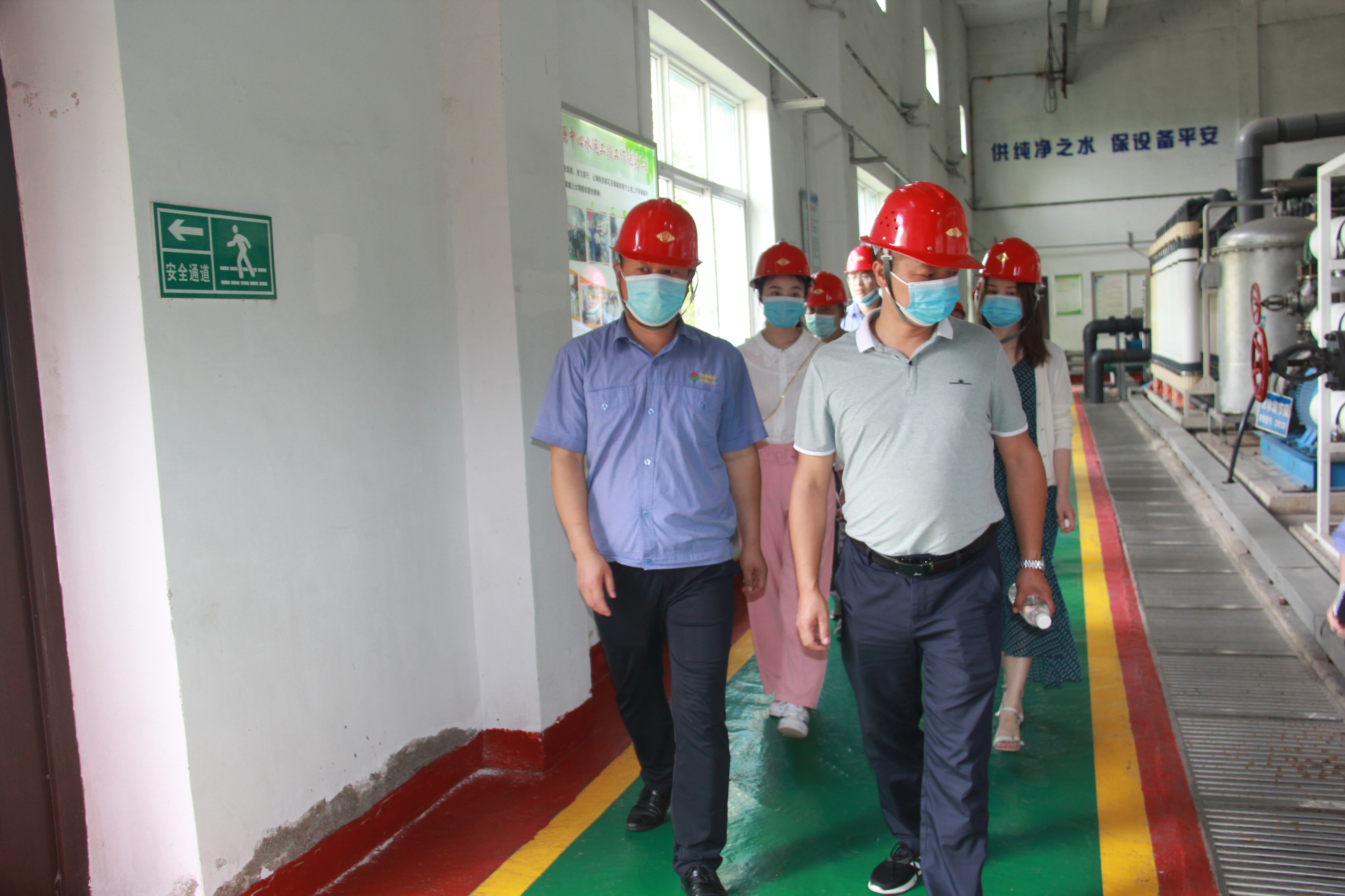 【工業旅游】市教育局檢查評估組對公司中小學生研學旅行實踐教育基地進行檢查評估